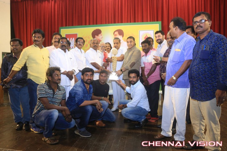 V4 Entertainers Film Awards 2015 by Chennaivision