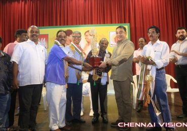 V4 Entertainers Film Awards 2015 by Chennaivision