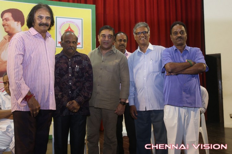 V4 Entertainers Film Awards 2015 by Chennaivision