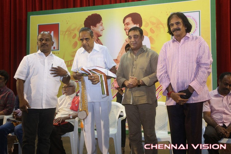 V4 Entertainers Film Awards 2015 by Chennaivision