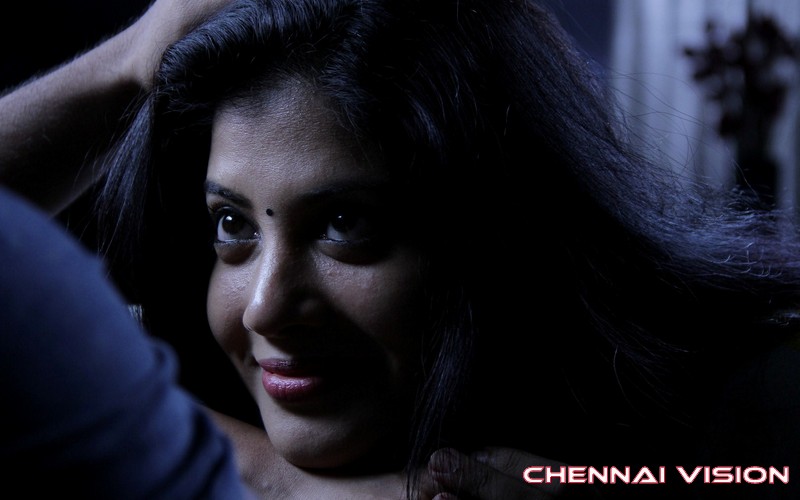 Zero Tamil Movie Photos by Chennaivision