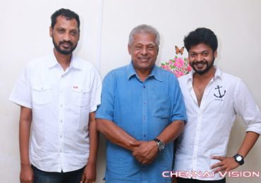 Delhi Ganesh and Maha Met Lyricist Na Muthukumar Photos