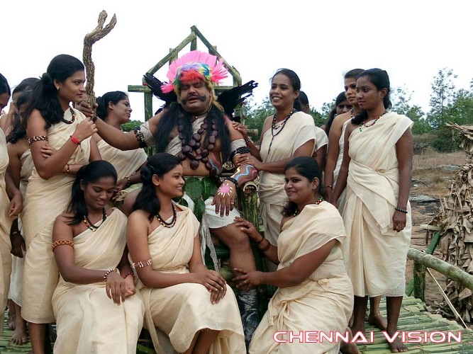 Kelambitangaya Kelambitangaya Tamil Movie Photos by Chennaivision