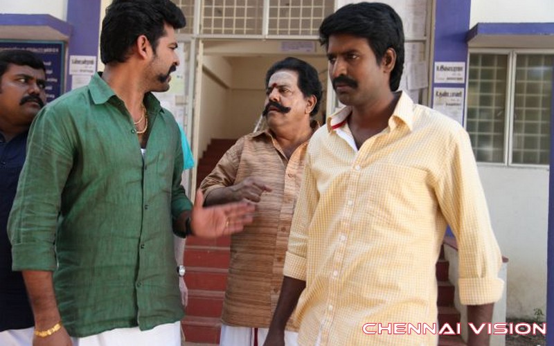 Mapla Singam Tamil Movie Photos by Chennaivision