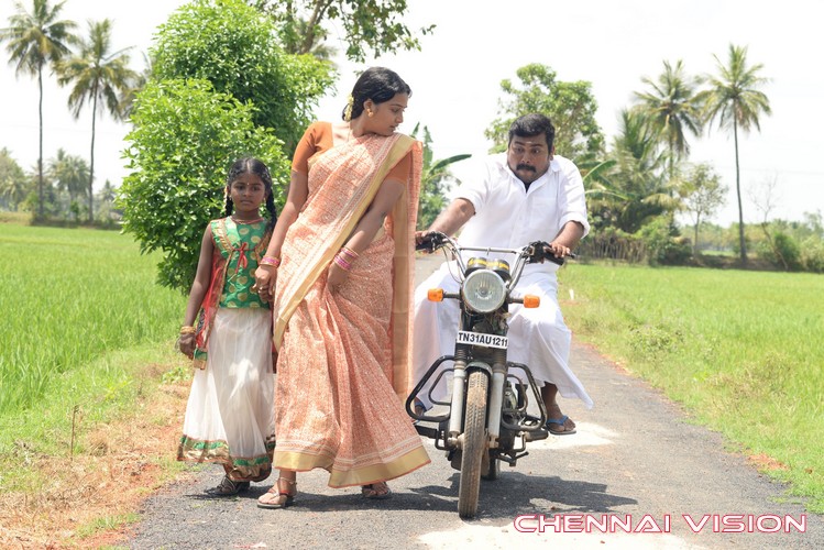 Raja Mandhiri Tamil Movie Photos by Chennaivision