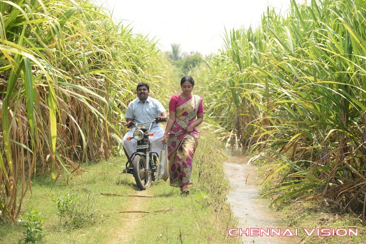 Raja Mandhiri Tamil Movie Photos by Chennaivision