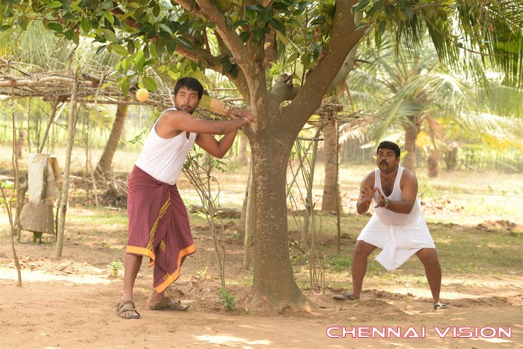 Raja Mandhiri Tamil Movie Photos by Chennaivision