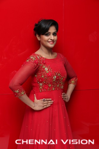 Tamil Actress Remya Nambeesan Photos by Chennaivision