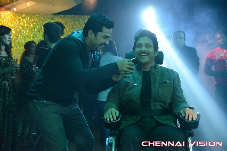 Thozha Tamil Movie Photos by Chennaivision