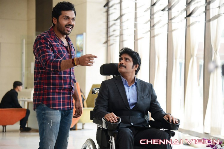 Thozha Tamil Movie Photos by Chennaivision