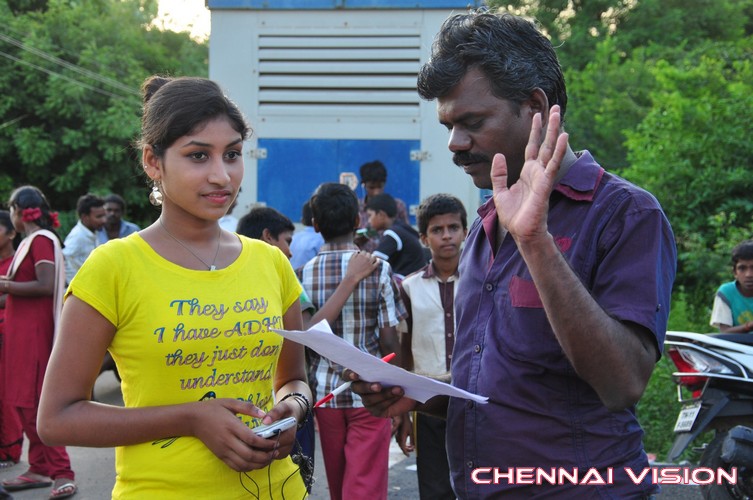 Yaanai Mel Kuthirai Savaari Movie Working Photos