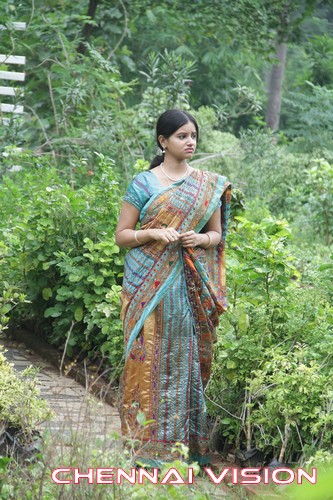 Yaanai Mel Kuthirai Savaari Tamil Movie Photos