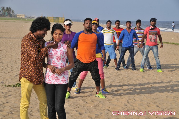 Yaanai Mel Kuthirai Savaari Tamil Movie Photos