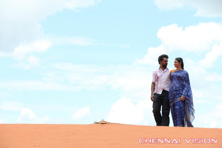 Yendru Thaniyum Tamil Movie Photos by Chennaivision