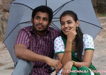 Yendru Thaniyum Tamil Movie Photos by Chennaivision