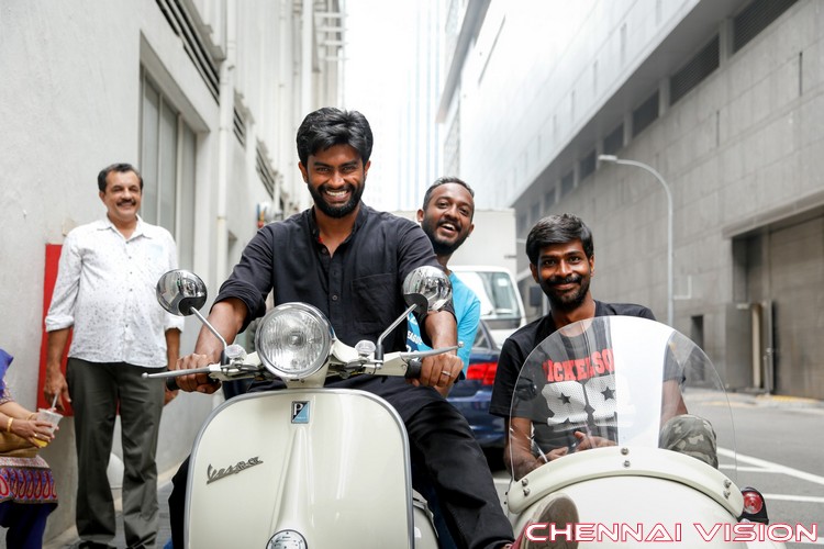 Chennai 2 Singapore Tamil Movie Working Photos