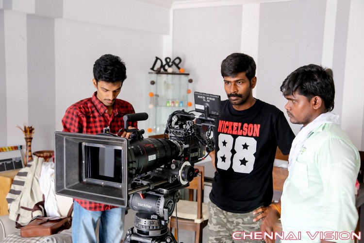 Chennai 2 Singapore Tamil Movie Working Photos