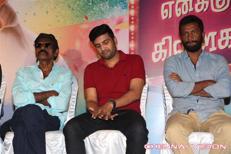 Enakku Veru Yengum Kilaigal Kidaiyathu Movie Audio Launch Photos