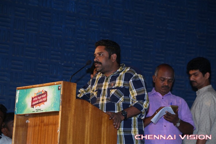 Enakku Veru Yengum Kilaigal Kidaiyathu Movie Audio Launch Photos