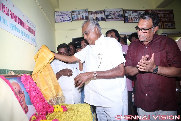 Film News Anandan, Glamour Krishnamurthy and Cine News Selvam