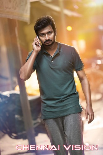 Manithan Tamil Movie Photos