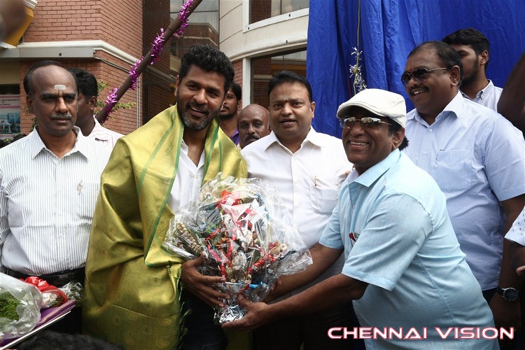 Prabhu Deva Inaugurate Michael Jackson Granite Statue Photos