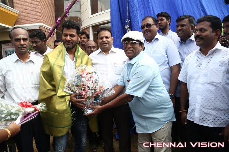 Prabhu Deva Inaugurate Michael Jackson Granite Statue Photos