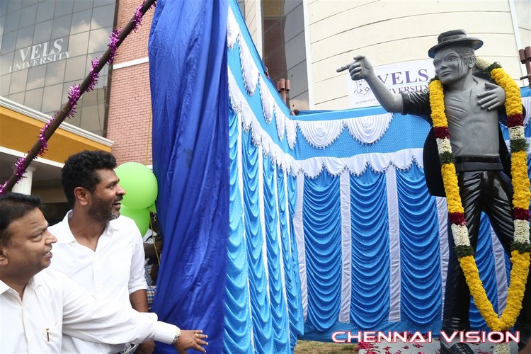 Prabhu Deva Inaugurate Michael Jackson Granite Statue Photos