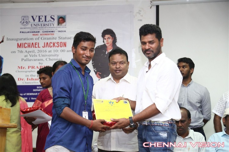 Prabhu Deva Inaugurate Michael Jackson Granite Statue Photos