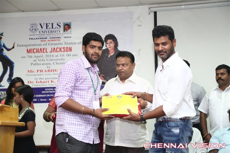 Prabhu Deva Inaugurate Michael Jackson Granite Statue Photos