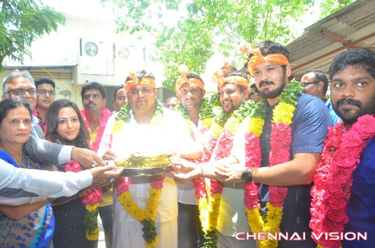 Sei Tamil Movie Pooja Photos