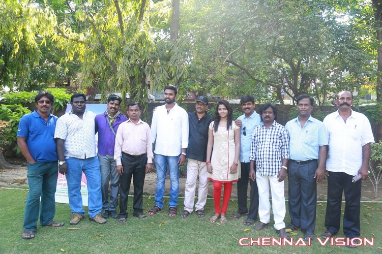 Yogiyan Varan Somba Eduthu Ulla Vai Tamil Movie Press Meet Photos