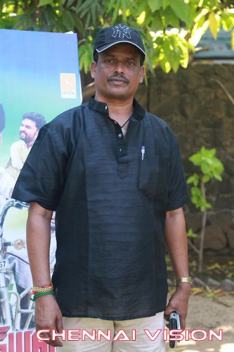 Yogiyan Varan Somba Eduthu Ulla Vai Tamil Movie Press Meet Photos