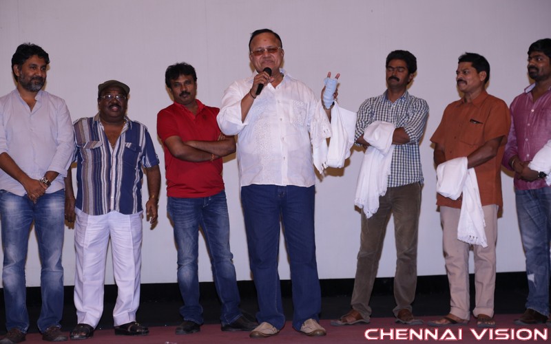 Director Union Association Felicitated Manithan Tamil Movie Team