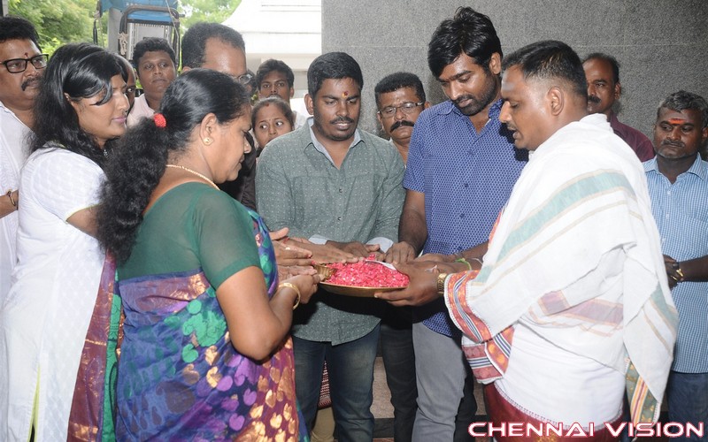 Rekka Tamil Movie Pooja Photos