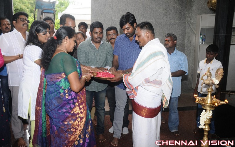 Rekka Tamil Movie Pooja Photos