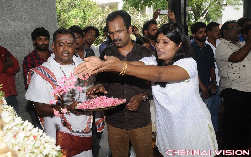 Rekka Tamil Movie Pooja Photos