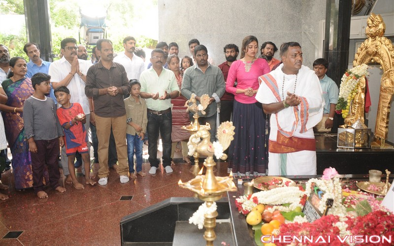 Rekka Tamil Movie Pooja Photos