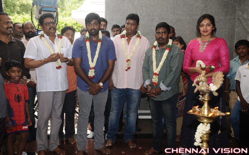 Rekka Tamil Movie Pooja Photos