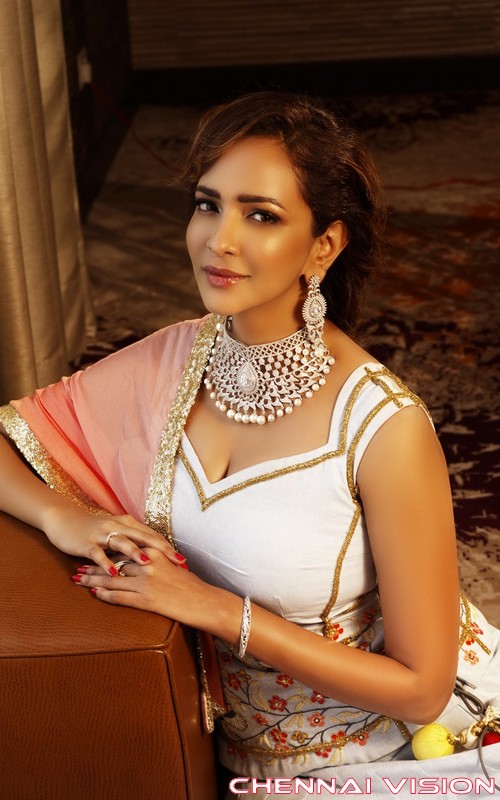 Tamil Actress Lakshmi Manchu Photos