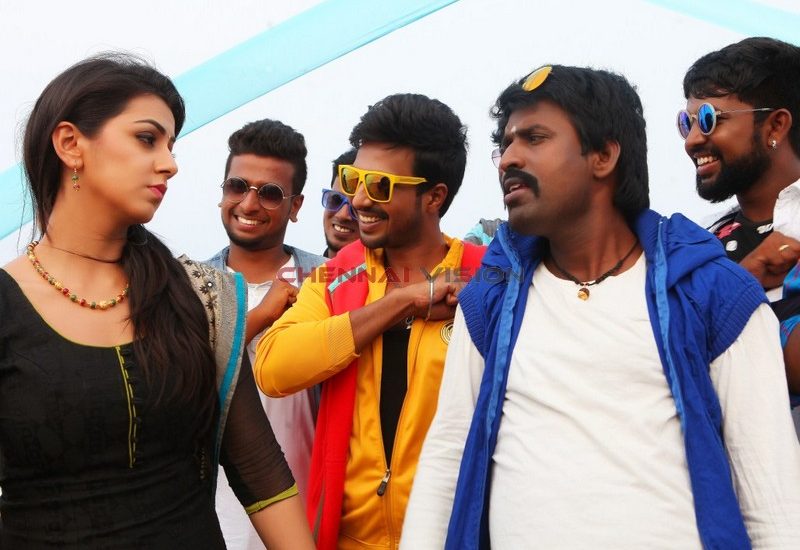 Velainu Vandhutta Vellaikaaran Tamil Movie Photos