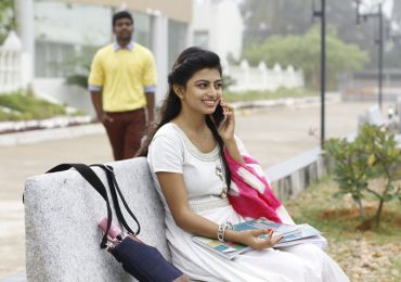 En Aaloda Seruppa Kaanom Tamil Movie Teaser