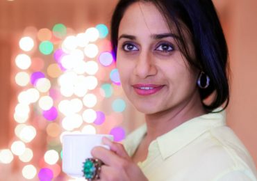 Valla Desam Tamil Movie Review