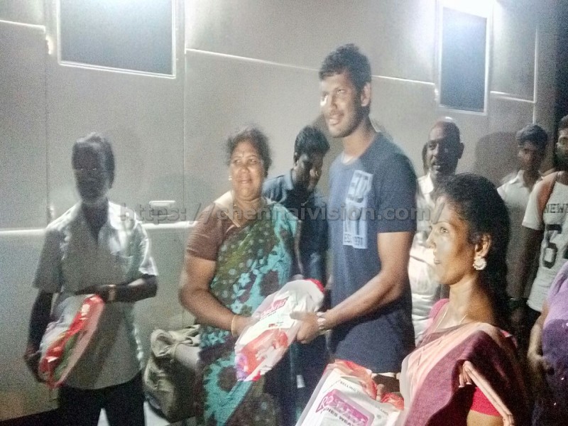 Actor Vishal Presented Diwali Gift Items to the Actor's Association Members Photos