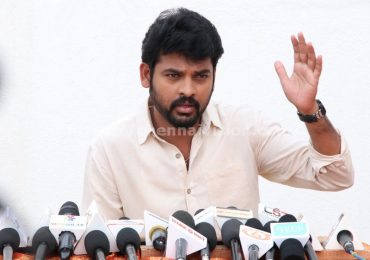 Mannar Vagera Tamil Movie Shooting Spot Press Meet Photos