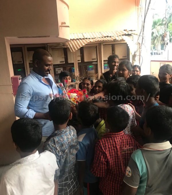 Raghava Lawrence Birthday celebration photos