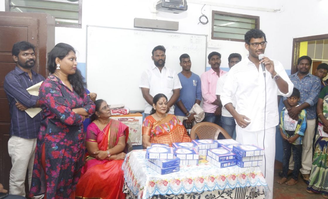 Actor Vishal celebrate diwali at Crost Whit Home