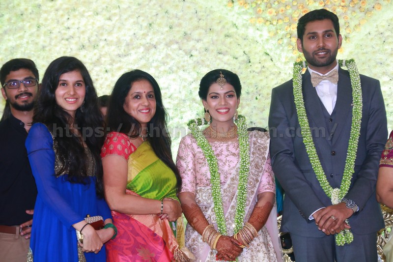 AadhavWedsVinodhnie Reception Images