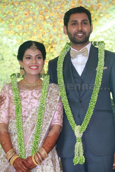 AadhavWedsVinodhnie Reception Images