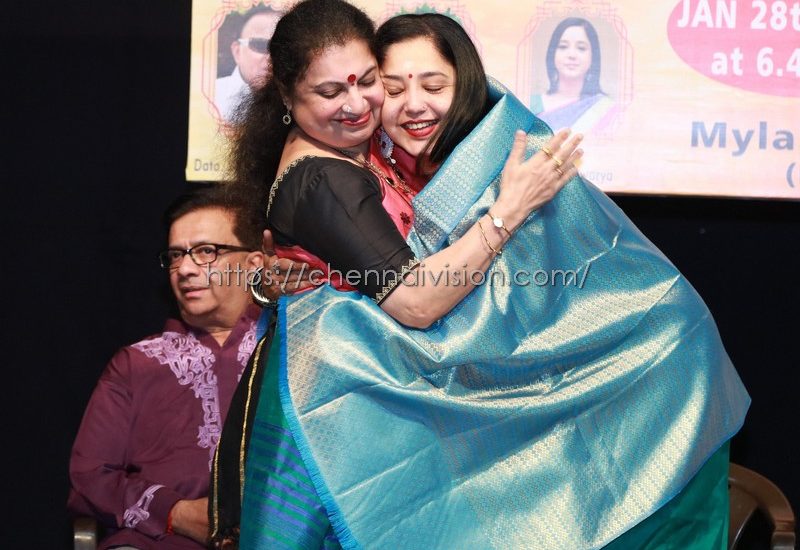 100th Show of Madhuvanthi Arun's Thillalangadi Moganambal Event Photos